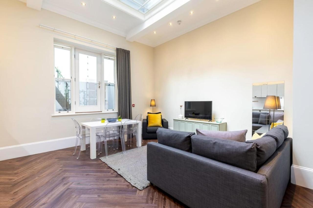 2-Br Apartment For 6 In Covent Garden With Ac London Eksteriør bilde